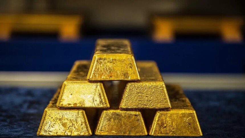 Gold futures hit lifetime high of ₹89,796/10g