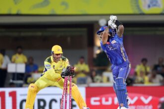 MS Dhoni displays lightning fast reflexes to dismiss Suryakumar Yadav in CSK vs MI clash | WATCH