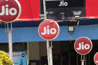 Reliance Jio Stocks & Share Price Highlights: Ambani’s Reliance Jio signs deal with SpaceX, Reliance Industries share price flat
