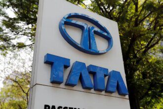 Tata Motors Shares rises, consider ₹2,000 cr debenture issue as HSBC upgrades stock
