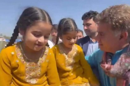 'Our Kashmir is beautiful': 8-year-old twin girls invite PM Modi to visit valley; seek help for flood-affected farmers