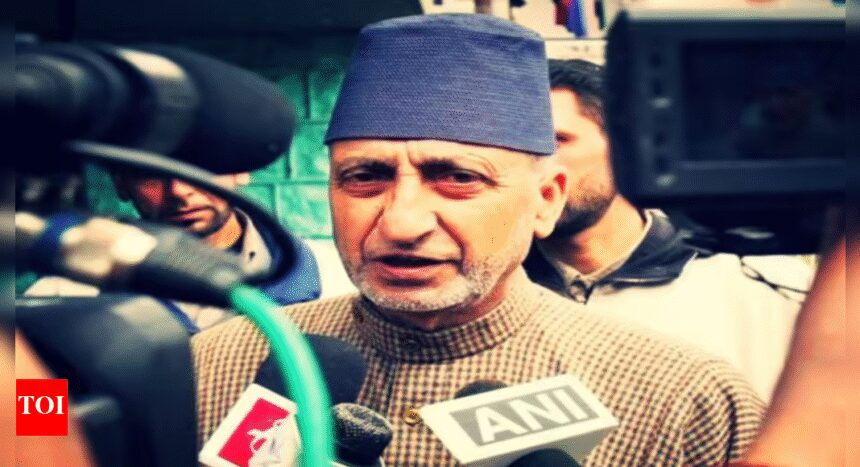 Pro-talks Kashmiri separatist Abdul Gani Bhat dies at 89