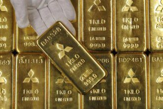 Gold: Premiums hit 10-month high as festive season draws near; China discounts widen