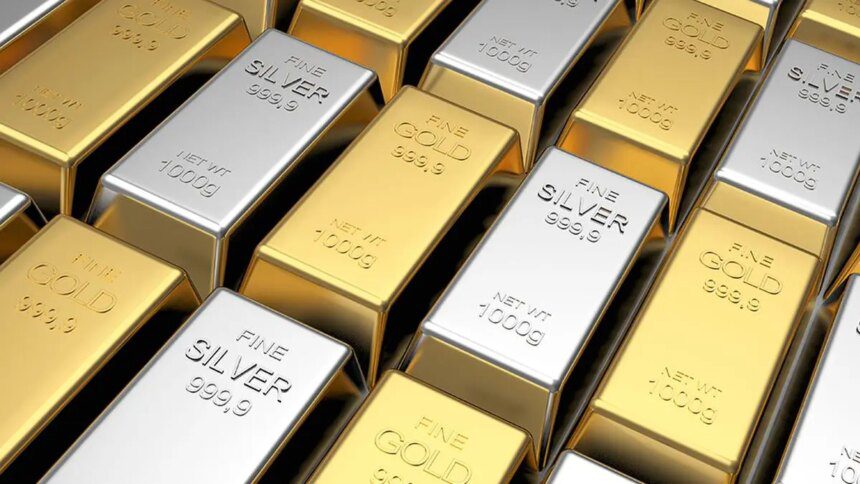 Gold, silver futures retreat from record highs on profit booking as Fed rate decision looms