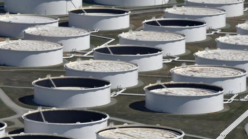 Hedge funds slash bullish oil bets to the lowest amid OPEC hike