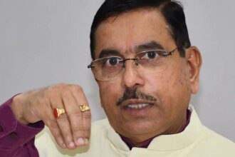 India says no immediate plan to permit export of wheat, wheat products