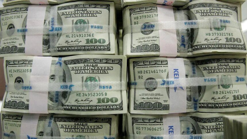 Forex reserves up by $4.03 billion to $698.3 billion in week ending Sept 5: RBI