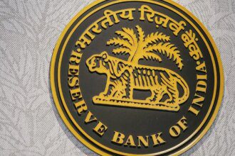 India's forex reserves jump $4.698 bn to $702.966 bn