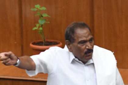 JD(S)-Congress clash in Assembly over permission to speak on copra price