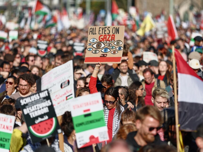 Tens of thousands rally in Berlin against German support for Israel