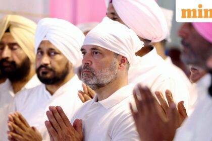 Amritsar, Sep 15 (ANI): Leader of Opposition in the Lok Sabha and Congress MP Rahul Gandhi offers prayers at Gurudwara Shri Samadhi Baba Budha Sahib, in Amritsar on Monday. (AICC/ANI Photo)