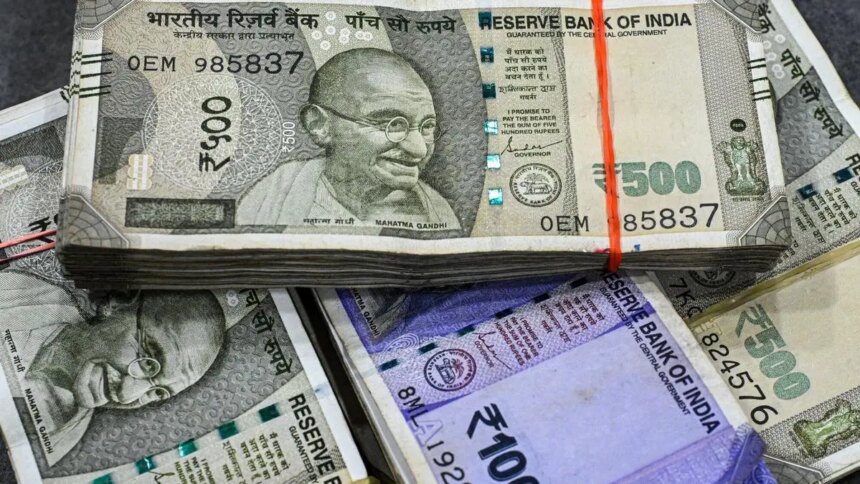 Rupee snaps four-day rally, bond yields rise