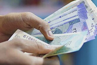 Rupee rises 25 paise to close at 87.84 against US dollar