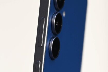 Samsung Galaxy S25 FE Review: The fan favourite returns