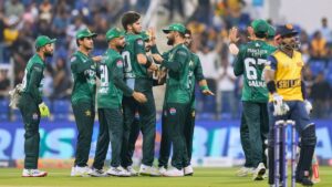 Sri Lanka on verge of elimination after thrilling defeat to Pakistan in Asia Cup Super Fours