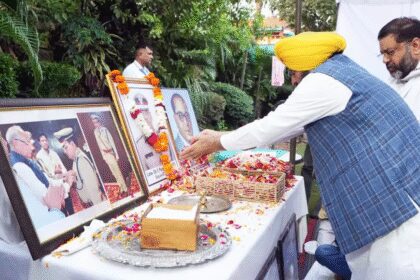 Dalit IPS officer's death: AAP to hold candlelight marches across Punjab
