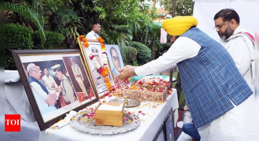 Dalit IPS officer's death: AAP to hold candlelight marches across Punjab