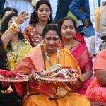 New Delhi, India 10-10-2025 : Delhi Chief Minister Rekha Gupta with other married women celebrate Karwa Chauth at CM residence in New Delhi, India on Friday 10 October 2025. (Photo by Ishant Chauhan/Hindustan Times)