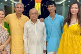 Anaya and father Sanjay Bangar share frame for first time since her transformation, pic goes viral
