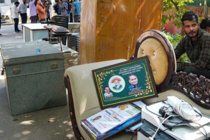 New Delhi: Residence of Congress leader and former MP Udit Raj, which is allotted in the name of his wife Seema Raj, an IRS officer, being vacated by the Directorate of Estates, Ministry of Housing and Urban Affairs, in New Delhi, Friday, Oct. 24, 2025. (PTI Photo)(PTI10_24_2025_000093A)