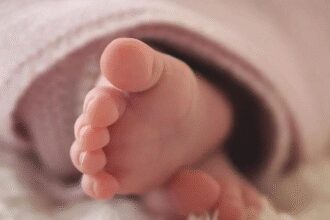 Bhopal: Fearing job loss over 2-kid policy, MP couple dump newborn; duo booked