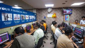 Discount brokers shed 26 lakh active clients in September quarter