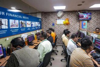 Discount brokers shed 26 lakh active clients in September quarter