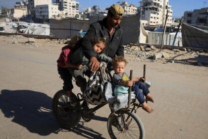 Vaccinating kids in conflict zones