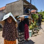 Hopes dim for survivors after Indonesia school building collapses