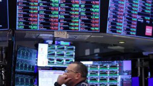 Global stocks decline as tech sell-off follows lackluster Wall Street session