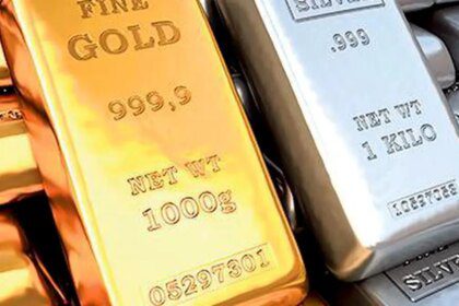 Gold prices jump ₹535 to record ₹1,17,800/10g on US govt shutdown, Fed cut hopes