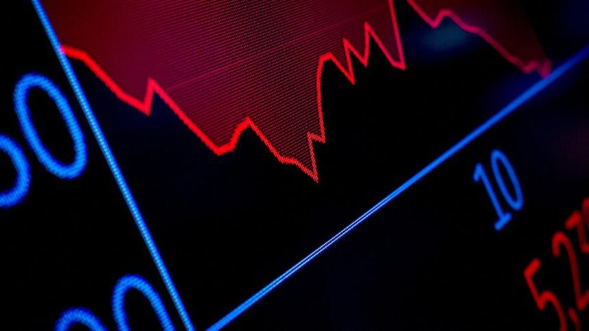 Sensex, Nifty extend gains in afternoon trade as IT, metal stocks rally 