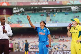 Why are India and Australia players wearing black armbands in Women's World Cup semifinal?
