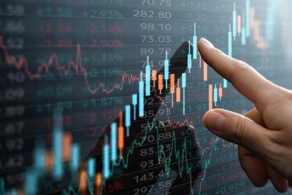 Indian markets open flat; FII flows, Q2 earnings in focus