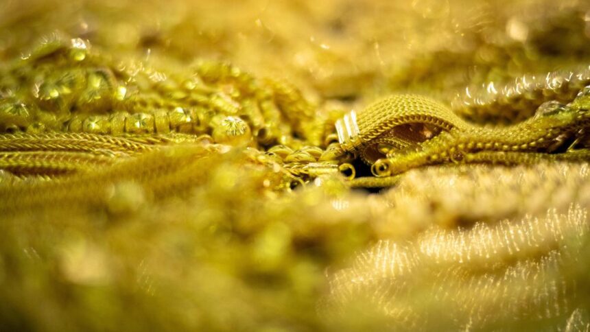 Gold Rate Today October 10 2025: Check latest Gold prices in Mumbai, Ahmedabad, Chennai Delhi, Bengaluru, Hyderabad, Kolkata & Other Cities
