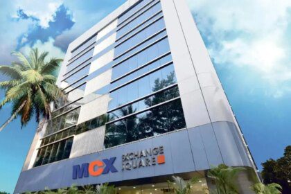 MCX launches options contracts on Bullion Index to deepen commodity markets