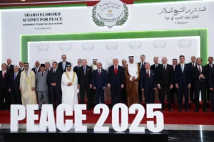 Hamas and Israel exchange captives and prisoners; leaders of Egypt, Qatar, Turkiye and US sign Gaza deal