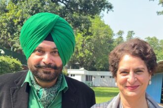 Navjot Singh Sidhu sparks political comeback speculation with Priyanka Gandhi Vadra picture