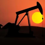Oil steadies as traders weigh US sanctions on Russian producers