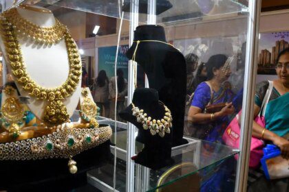 Organised jewellery players set to capture 45% market share by FY30: Nomura