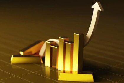 RBI’s gold reserves soar 25 tonnes to record 880 tonnes amid forex dip