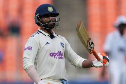 Destructive Ravindra Jadeja breaks MS Dhoni's Test record during half-century in Ahmedabad clash