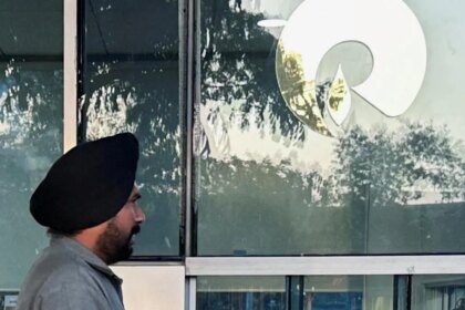 Broker’s call: Reliance (Outperform) - The HinduBusinessLine