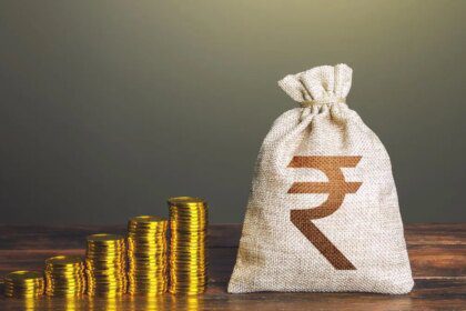 Rupee rises 5 paise to close at 88.67 against US dollar