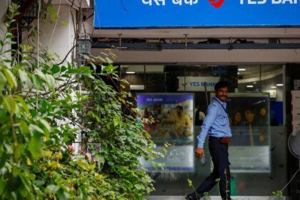 SMBC rules out raising stake in Yes Bank beyond 25%