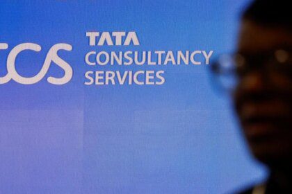TCS shares drop 1.45% despite strong Q2 results; analysts remain bullish on AI strategy 