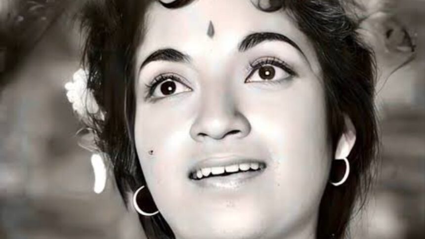 Bollywood actress who married 55-year-old filmmaker at 18, starred only in his films; who is she?