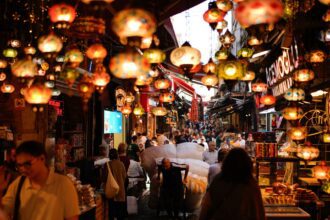 The ancient art of Istanbul’s porters survives modern challenges in Turkiye