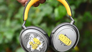 Classic sound meets street art flair
