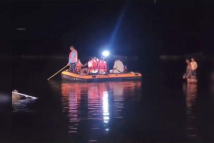 MP: Tractor-trolley overturns in pond during Durga idol immersion; 11 drown